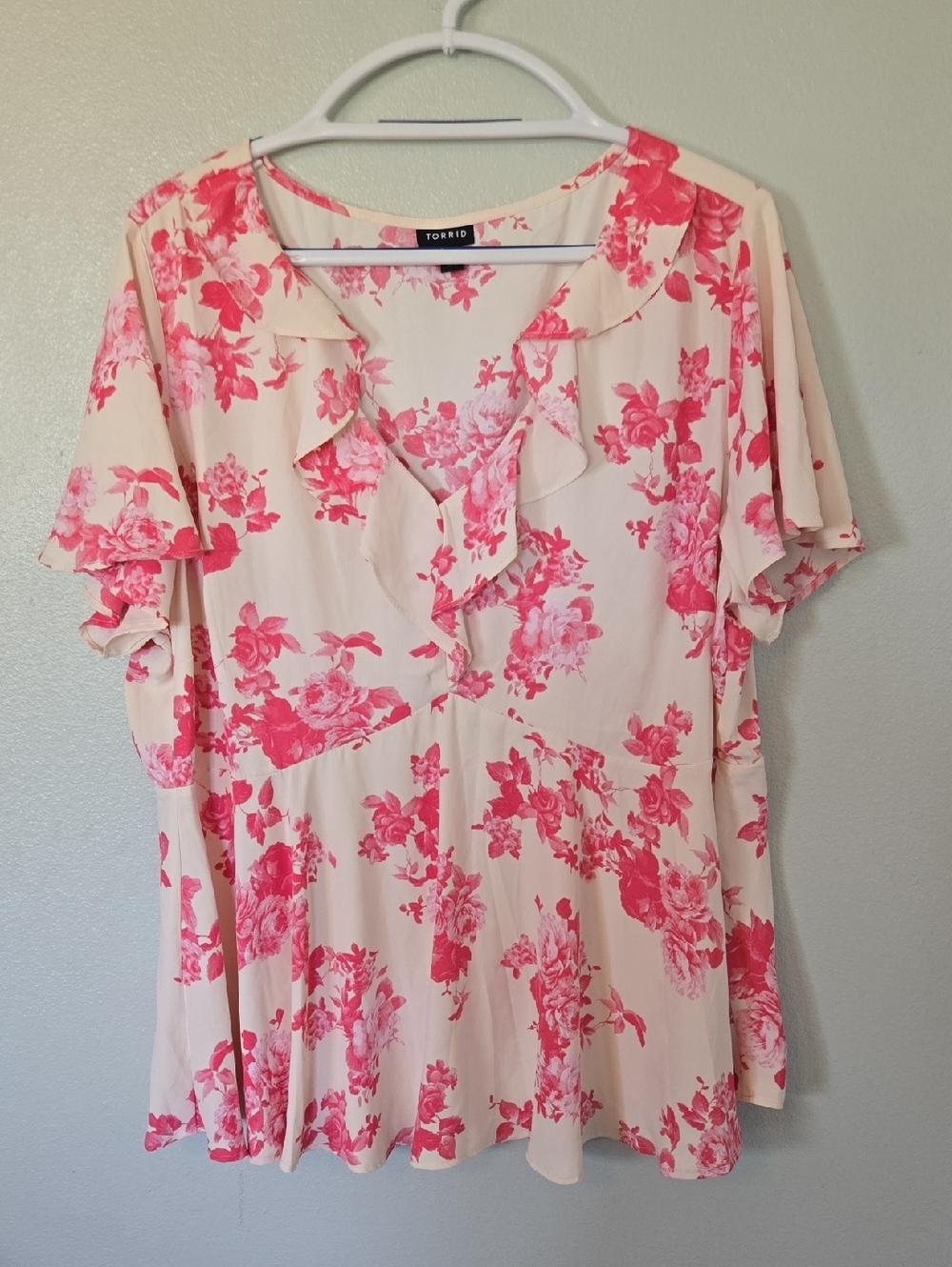 Torrid | Pink Floral Ruffle Blouse Size 2